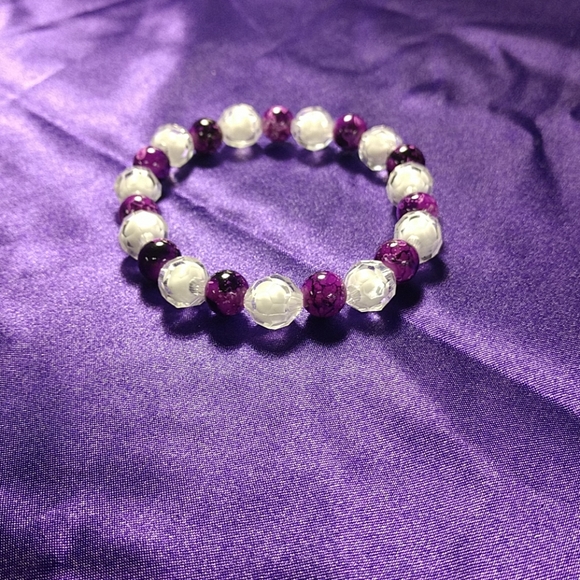 purple and white bracelet💜 - Picture 1 of 5